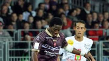 El Elche hace oficial el fichaje de Carlos Sánchez