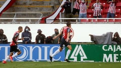 A late screamer from Jesús Godínez gives Chivas a point against Juárez