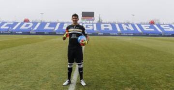 El Leganés ha presentado este mediodía a su nuevo fichaje, Nereo Champagne, portero argentino de 31 años cedido desde el Club Olimpo de Buenos Aires. 