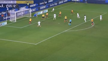 Alexis hace una pared con Lautaro y el chileno da esta asistencia brillante