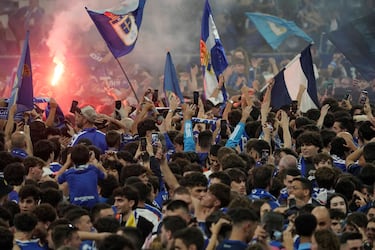 Remontada y gloria: el Oviedo regresa 24 a?os despu¨¦s a Primera Divisi¨®n