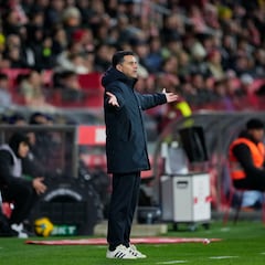 Míchel: “Hay partidos que, a día de hoy, nos vienen un poco grandes”