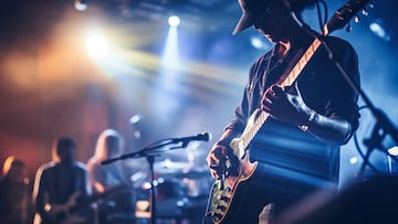 Pide la baja, toca con su grupo en un concierto y ahora un juez da un golpe a su empresa