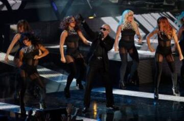 Pitbull, durante el descanso del All Star Game 2012.