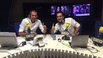 Paulo Futre con Manu Carre&ntilde;o durante el Larguero en Cadena Ser. 