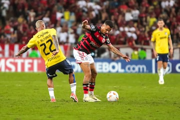 Millonarios perdió 3-0 ante Flamengo en su visita al estadio Maracaná por la sexta fecha de la fase de grupos de la Copa Libertadores.