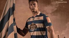 Imagen de la presentaci&oacute;n de las camisetas del Deportivo para la temporada 2019-20. 