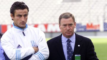 Christophe Galtier, junto a Javier Clemente en el a&ntilde;o 2000.