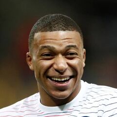 Mbappé ensalza a Cristiano y Neymar y elige su mejor gol