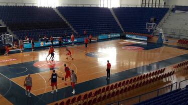 Scariolo ya tiene quinteto; el Moraca apunta a infierno