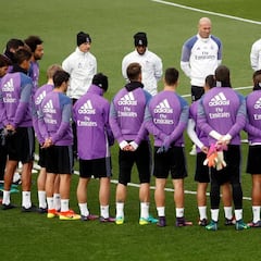 Zidane vacuna al Real Madrid contra el Virus FIFA