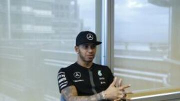 Hamilton: "Podía salir de fiesta, levantarme y ganar la carrera"