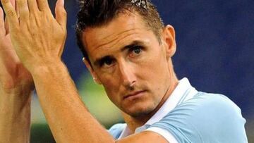 Miroslav Klose anuncia que ha superado su trombosis