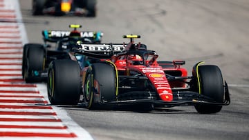 AUSTIN, TEXAS - OCTOBER 22: Carlos Sainz of Spain driving (55) the Ferrari SF-23 on track during the F1 Grand Prix of United States at Circuit of The Americas on October 22, 2023 in Austin, Texas.   Chris Graythen/Getty Images/AFP (Photo by Chris Graythen / GETTY IMAGES NORTH AMERICA / Getty Images via AFP)