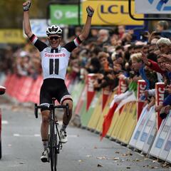 Kragh Andersen se consagra en la grava de la París-Tours