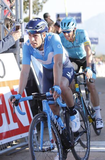 Abandonó el Sky para ser un líder en el Movistar, algo que querrá demostrar en el Tour junto a otros dos ‘gallos’ como Alejandro Valverde y especialmente Nairo Quintana. Ya sabe lo que es ganar con el equipo telefónico tras conquistar una etapa en la Tirr