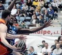 El Valencia bate el récord de triples (22) y gana al Gipuzkoa
