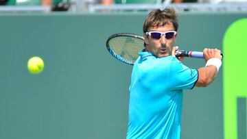 Tommy Robredo devuelve una bola al georgiano Nikoloz Basilashvili.