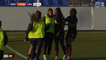 Ivonne Chacón y su doblete para clasificar a cuartos al Levante