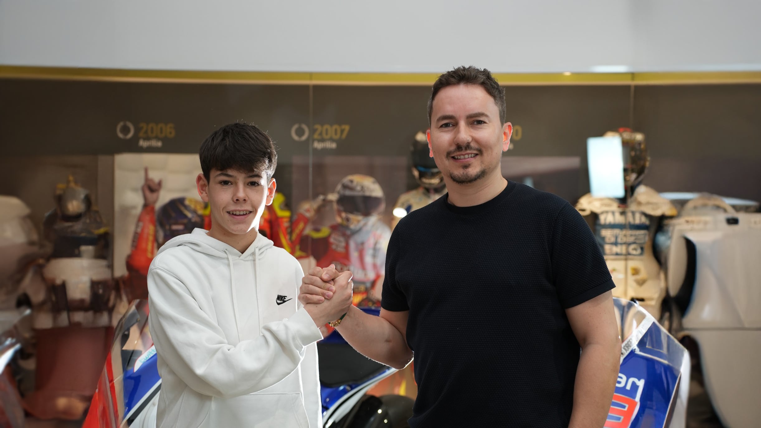 Jorge Lorenzo con Víctor Cubeles, el primer fichaje de su Masía.