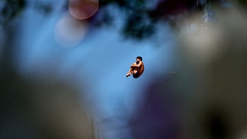 Gimeno, líder mundial en el debut de los saltos de gran altura