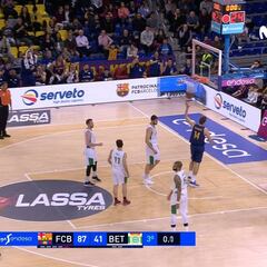 El Barcelona gana al Betis con la mayor paliza de siempre de la ACB