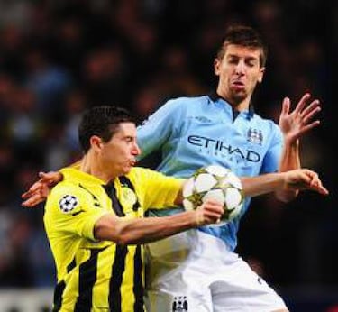 Once ideal de promesas en 2012: Matija Nastasic (central izquierdo)