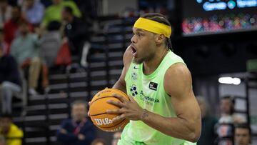 13/04/25 BALONCESTO PARTIDO ACB ENDESA
COVIRAN GRANADA - FC BARCELONA