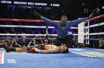 Las fotos más espectaculares del brutal KO de Canelo a Amir Khan