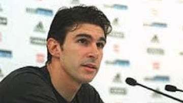 <b>UN ADIÓS ANUNCIADO</B>. Karanka ha puesto fin definitivamente a su etapa como madridista. Se va sin rencores y dejando atrás muchos amigos y muchas emociones.