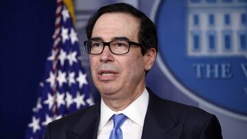 Steven Mnuchin en la Casa Blanca, en Washington, DC, USA. Abril 21, 2020.