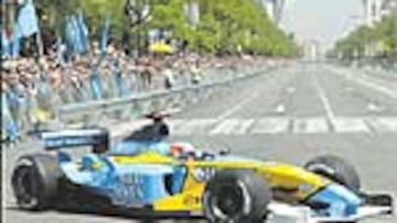 <b>DE NUEVO EN LAS CALLES.</b> Alonso cambiará Madrid por Palermo.