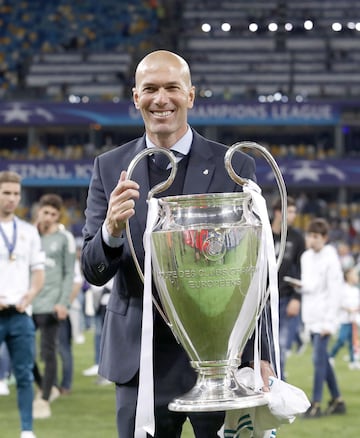 El 26/05/18 el Real Madrid hizo historia en el Estadio Olímpico de Kiev frente al Liverpool, consiguiendo la decimotercera Champions League, la tercera que conseguía Zidane como entrenador del Real Madrid.