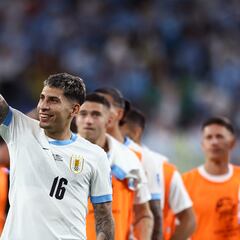 Mathías Olivera borra a Giménez