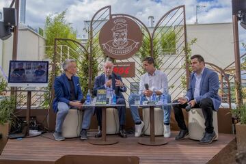 21/06/21  PRESENTACION DEL LIBRO EQUIPOS CON FUTURO  VICENTE DEL BOSQUE  MIGUEL ANGEL DIAZ  ALVARO MERINO  JOAN CAPDEVILA