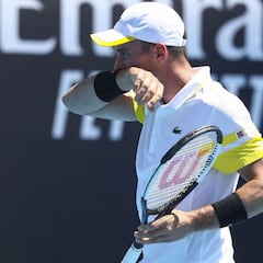 Bautista se estrella; Andújar, Feliciano y Carballés, adelante