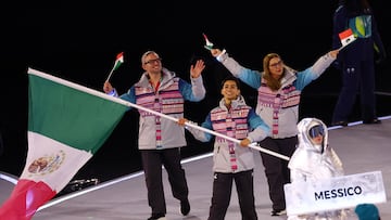 Milano Cortina 2026 Olympics - Opening Ceremony - San Siro Stadium, Milan, Italy - February 06, 2026. Flagbearer Donovan Carrillo of Mexico leads their contingent in the athletes parade during the opening ceremony REUTERS/Piroschka Van De Wouw