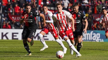 Colón y Unión regalaron un empate vibrante, con suspenso, VAR y expulsados