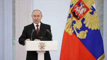 Russian President Vladimir Putin delivers a speech during a ceremony to award Gold Star medals to Heroes of Russia on the eve of Heroes of the Fatherland Day, at the Kremlin in Moscow, Russia December 8, 2022. Sputnik/Sergey Karpuhin/Pool via REUTERS ATTENTION EDITORS - THIS IMAGE WAS PROVIDED BY A THIRD PARTY.