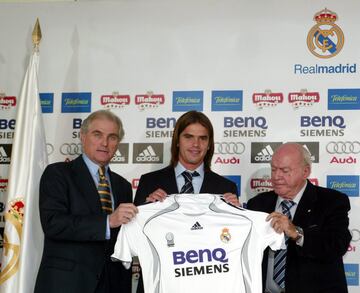 Another winter 2006 arrival, Madrid paid Boca Juniors 18 million euros for the midfielder. The following season he was an undisputed starter, playing 40 games but the arrival of Xabi Alonso put an end to his Bernabéu career. He is now back at Boca.