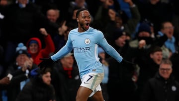 El extremo inglés del Manchester City, Raheem Sterling, durante un partido.