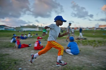 Al igual que pasa con el boxeo, las malas instalaciones en las ciudades cubanas hacen que la práctica de este deporte cada vez sea una tarea más ardua de desarrollar.