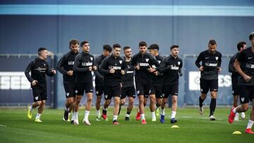 Imagen del M&aacute;laga durante un entrenamiento.