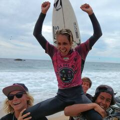 El surfista de 13 años que deslumbró con los adultos