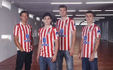 El nuevo uniforme del Atlético de Madrid combina elementos clásicos con una estética actual, manteniéndose fiel a la identidad rojiblanca del club. "La camiseta presenta cinco franjas verticales rojas intercaladas por cuatro blancas y tiene un cuello -también blanco- cuyo diseño 'vintage' aporta un toque distintivo".