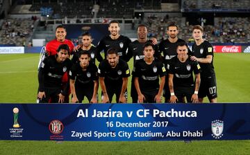 Soccer Football - FIFA Club World Cup Third Place Match - Al Jazira vs CF Pachuca - Zayed Sports City Stadium, Abu Dhabi, United Arab Emirates - December 16, 2017   CF Pachuca players pose for a team group photo before the match    REUTERS/Matthew Childs