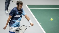 Una molestia podría dejar a Zeballos sin jugar ante Chile