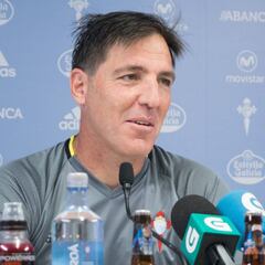 Berizzo: "Víctor ha escogido un sistema que sienta bien al Betis"