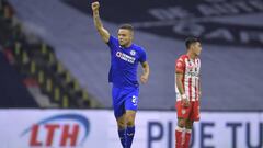 Cruz Azul derrota a Necaxa y mantiene el liderato (3-0): resumen y goles