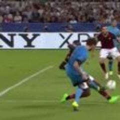 El Roma reclamó fuera de juego en el gol de Luis Suárez